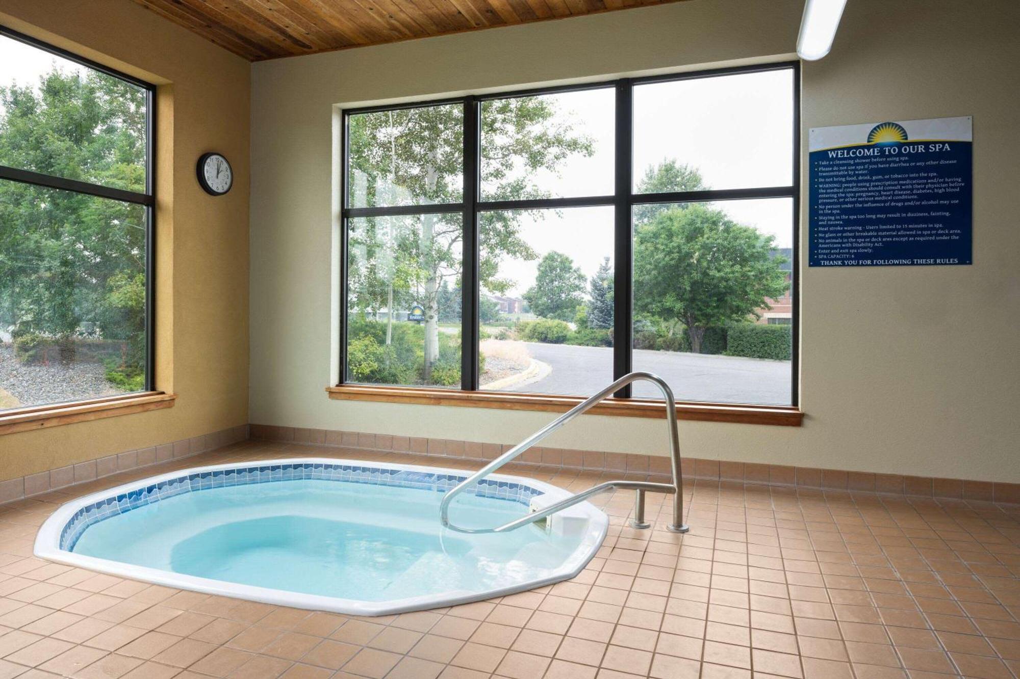 Days Inn & Suites By Wyndham Bozeman Ngoại thất bức ảnh
