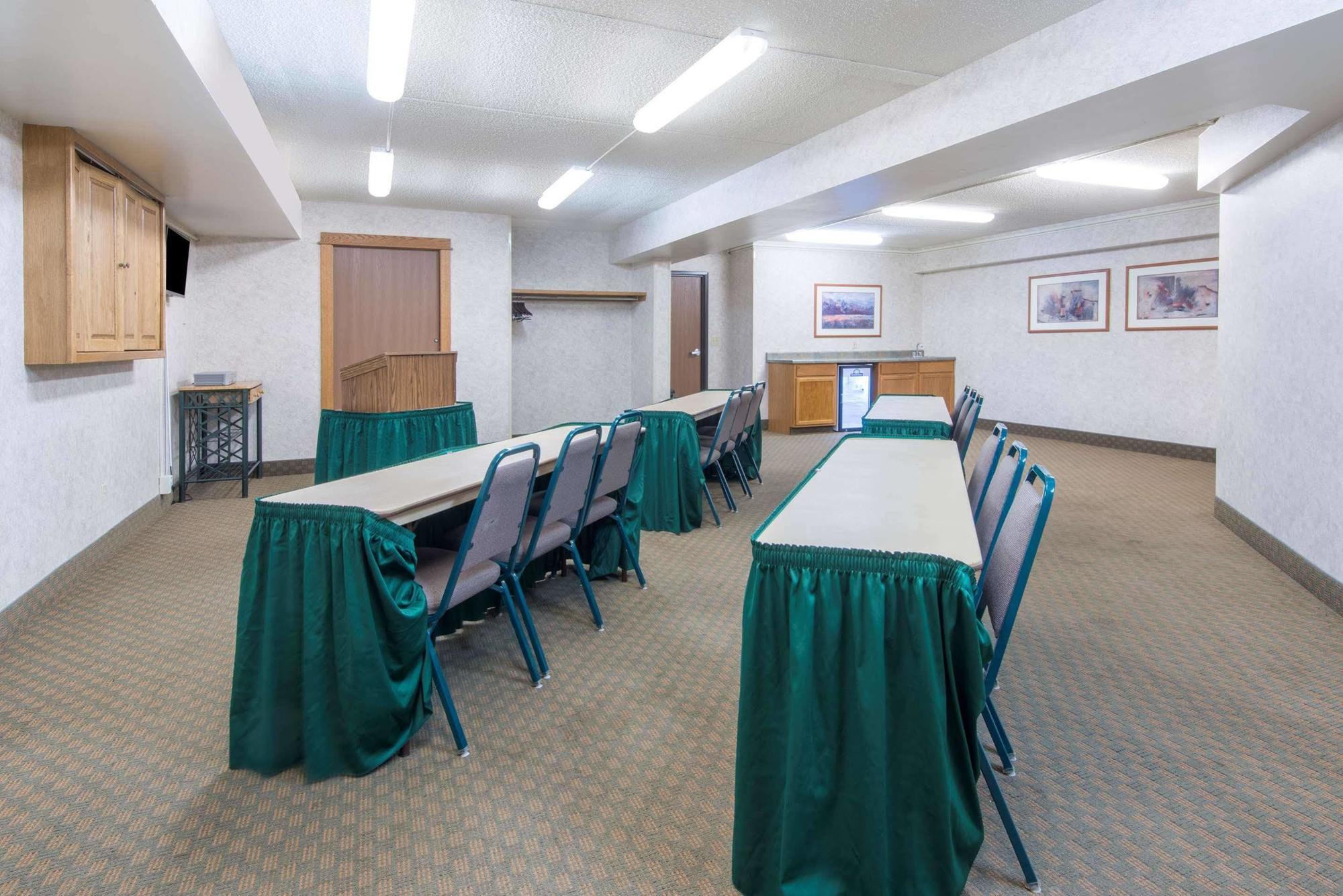 Days Inn & Suites By Wyndham Bozeman Ngoại thất bức ảnh